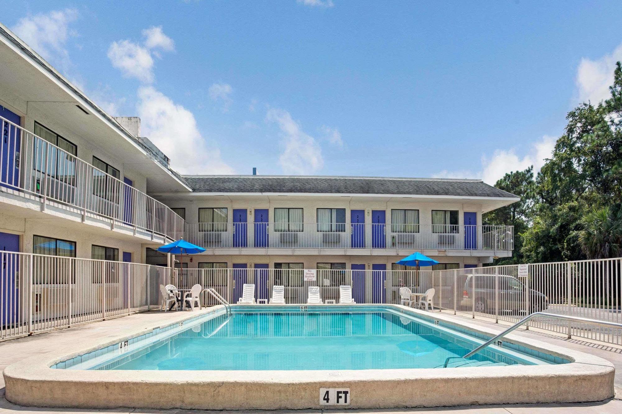 Knights Inn Jacksonville Airport מראה חיצוני תמונה