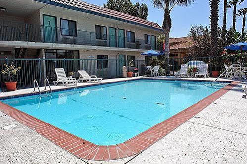 Knights Inn Jacksonville Airport מראה חיצוני תמונה